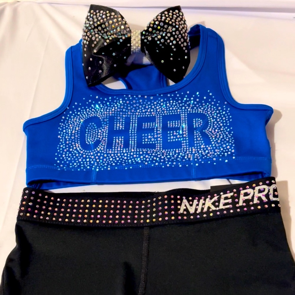 Youth small Nike  pro short with sports bra and tailless bow